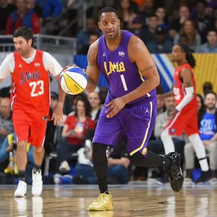 在本赛季肩 在本赛季肩