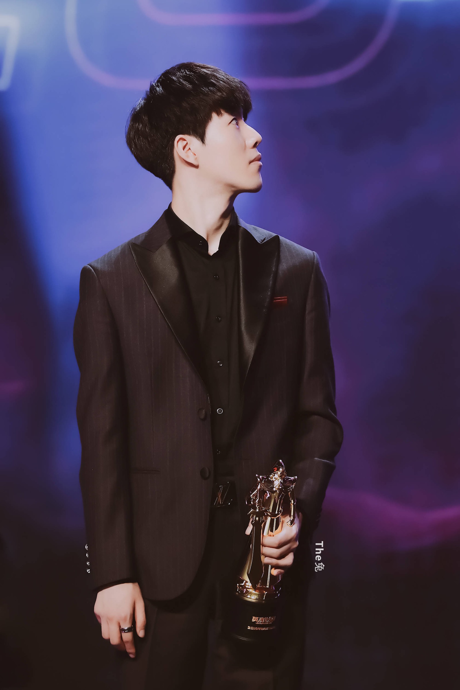 高压局面的 高压局面的